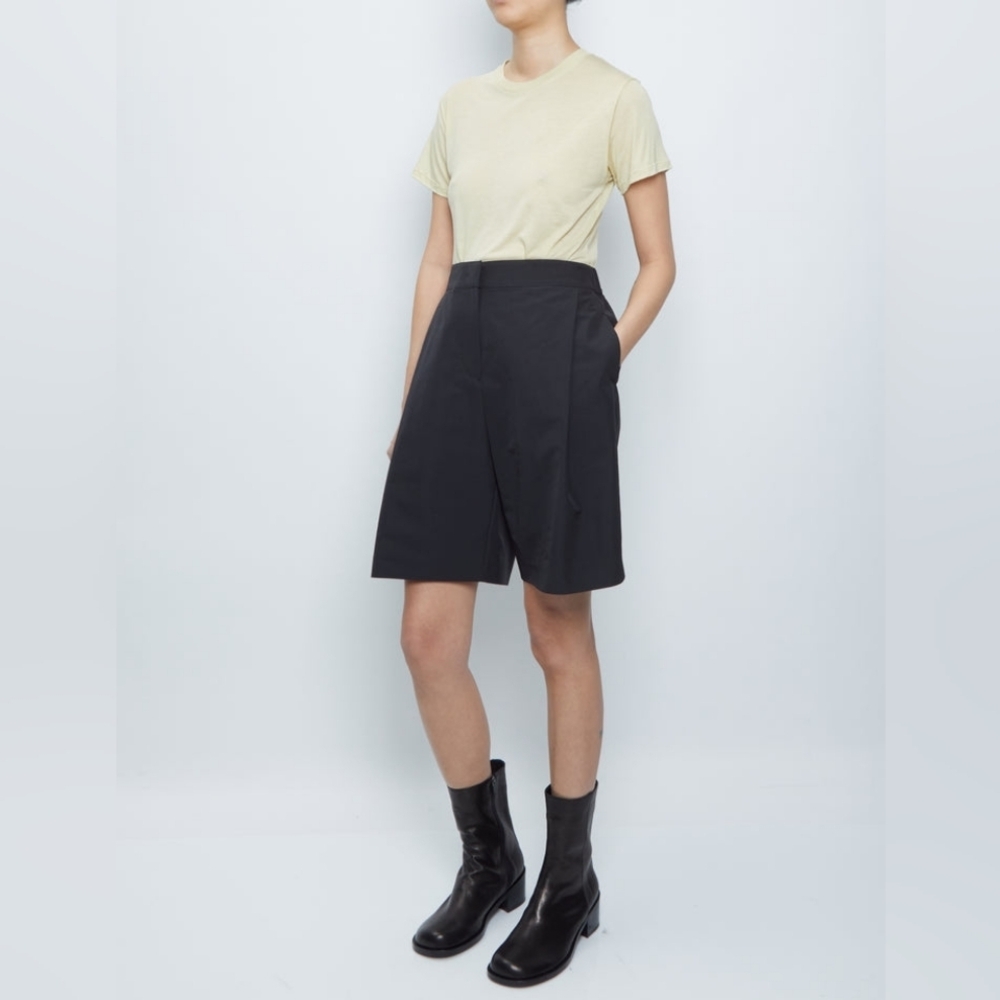 Amomento leather ankle boot size 7.5 BNWOB